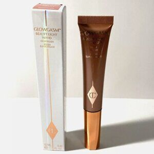 Charlotte Tilbury Glowgasm Beauty Light Wand In PINKGASM. Highlight Blush 12ml